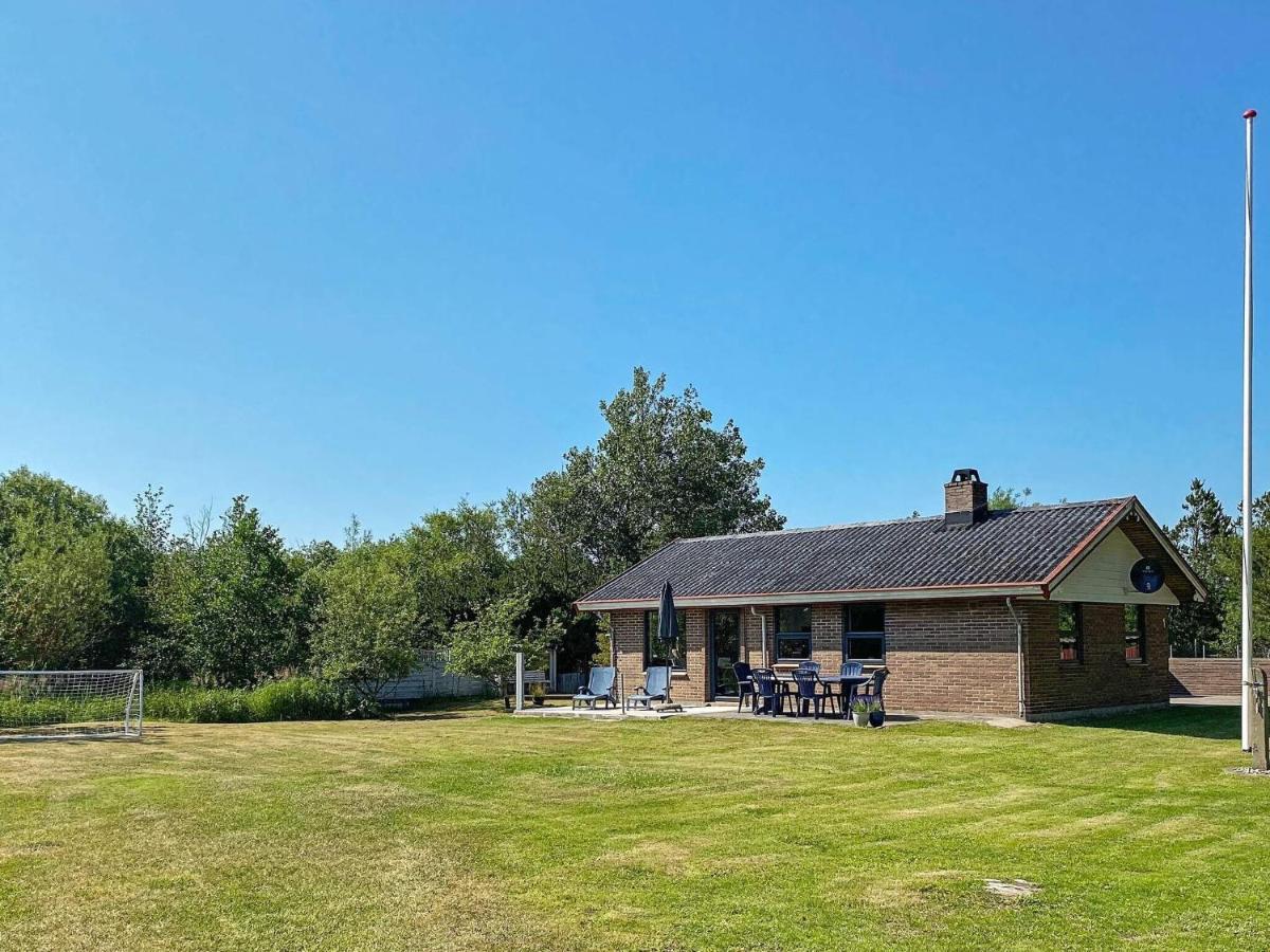 8 Person Holiday Home In R M Lakolk Exterior photo